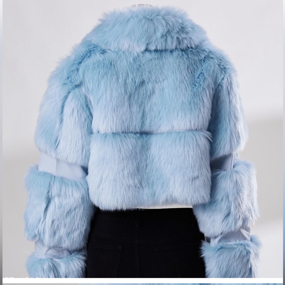 Powder blue faux fur cropped bomber - Picture 1 of 7